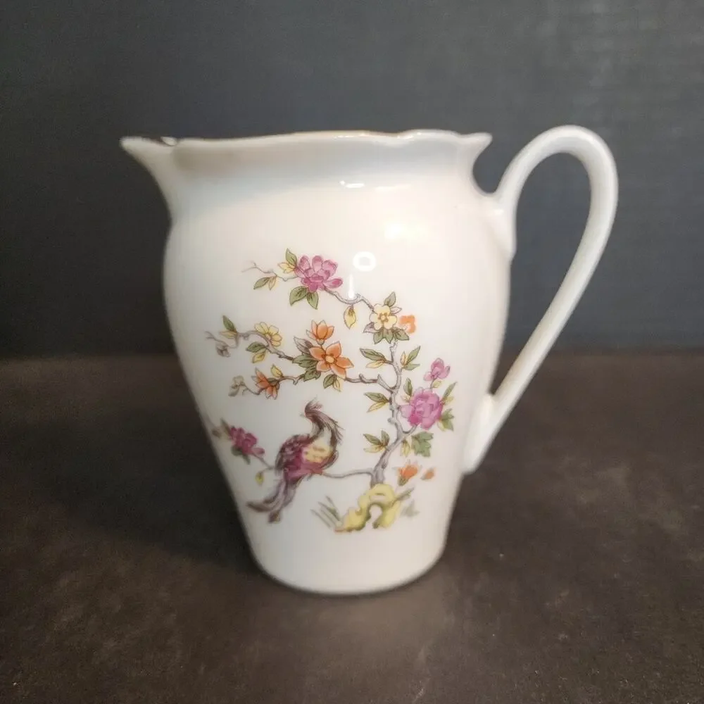 Vtg KAHLA Germany~Bird Of Paradise~ Creamer, Scalloped Edge, Gold Trim 4oz